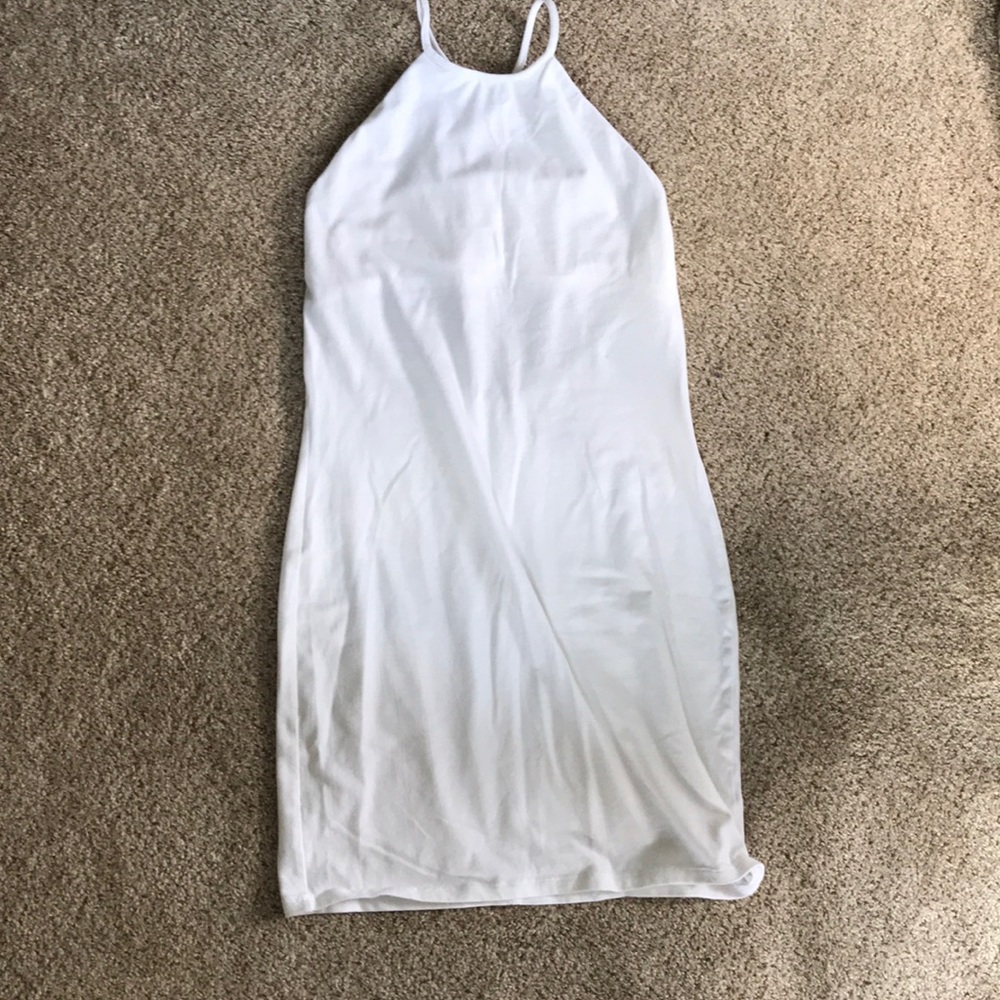 Backless dress